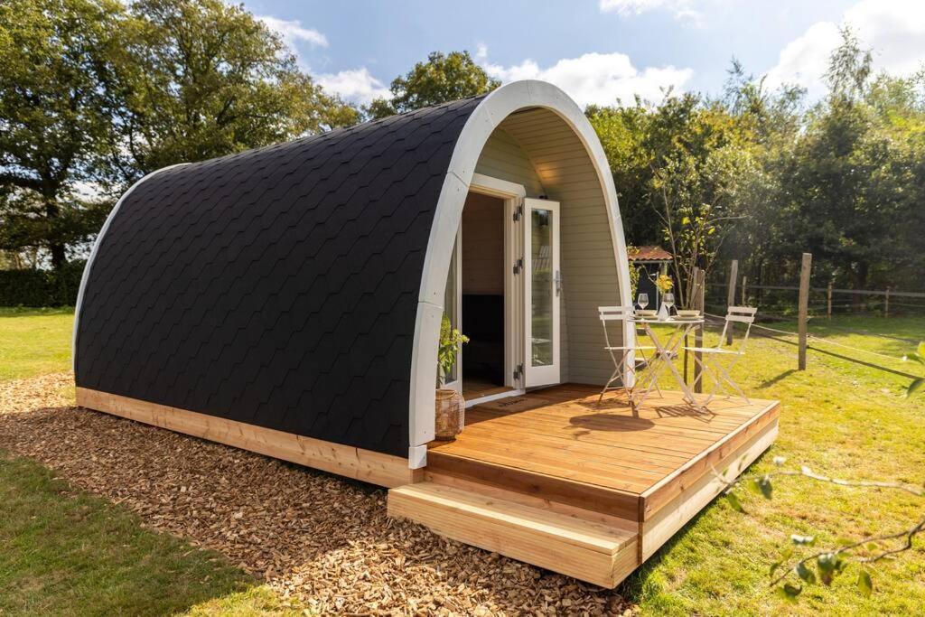 De Verpozing - Vakantiehuisjes Milsbeek Bagian luar foto